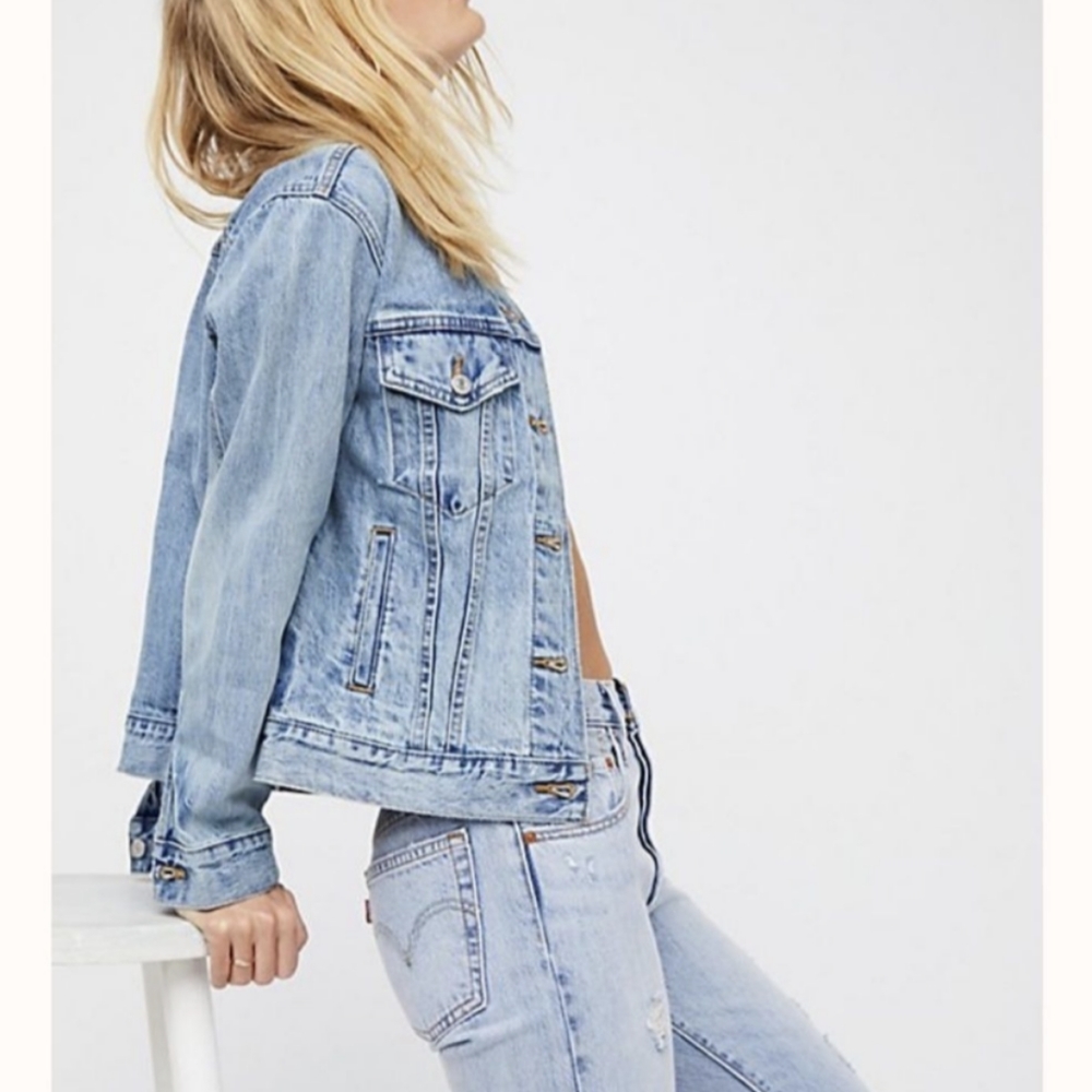 Levi's Ex-Boyfriend Trucker Denim Jacket XS